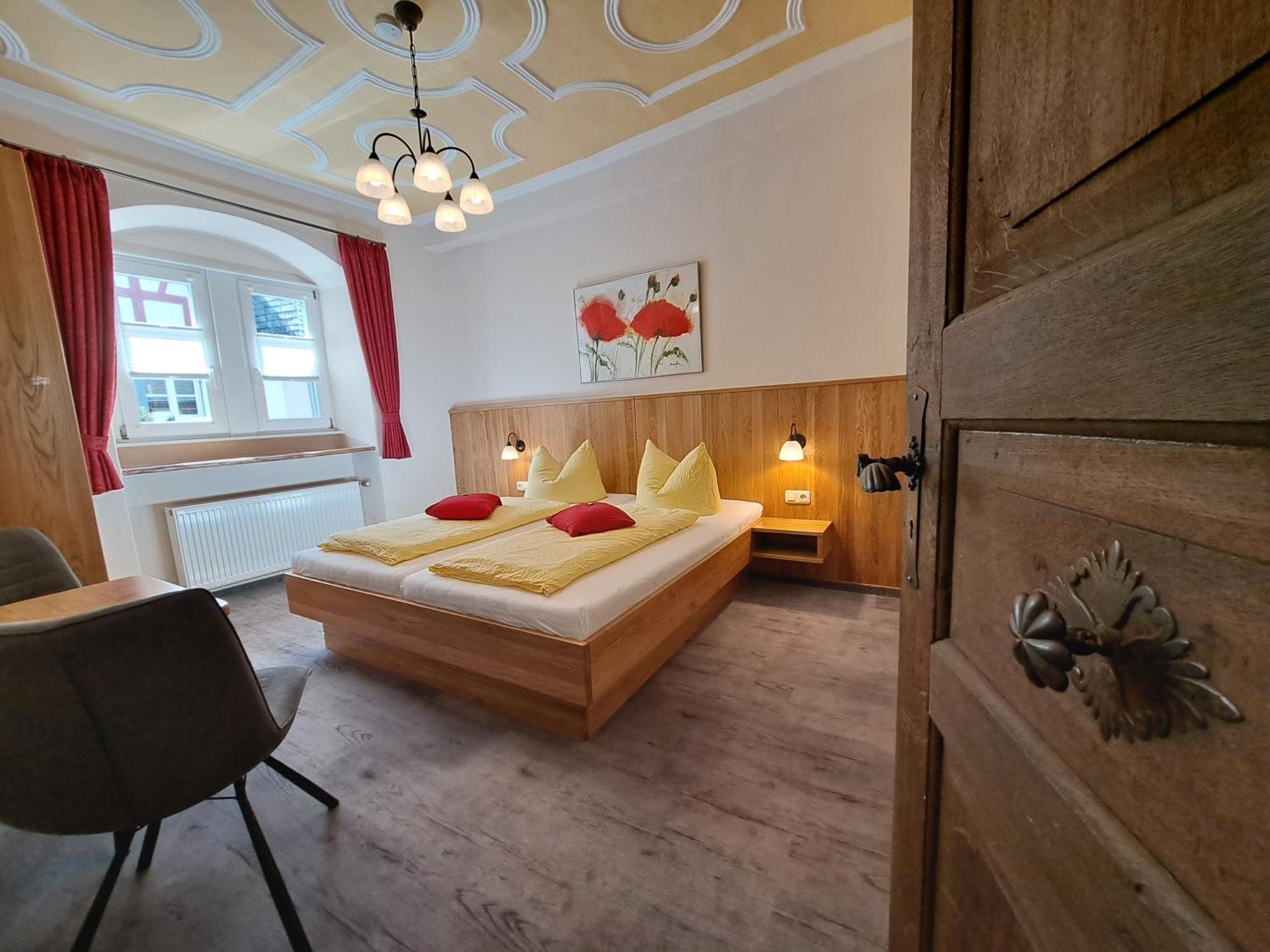 Winzerschenke Hotel Байлщайн Екстериор снимка